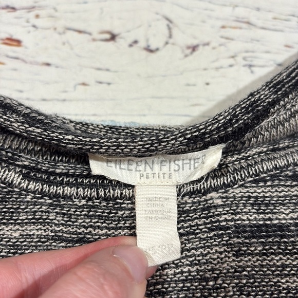 Eileen Fisher Organic Linen crewneck sweater marled black & cream petite fit - Picture 3 of 10